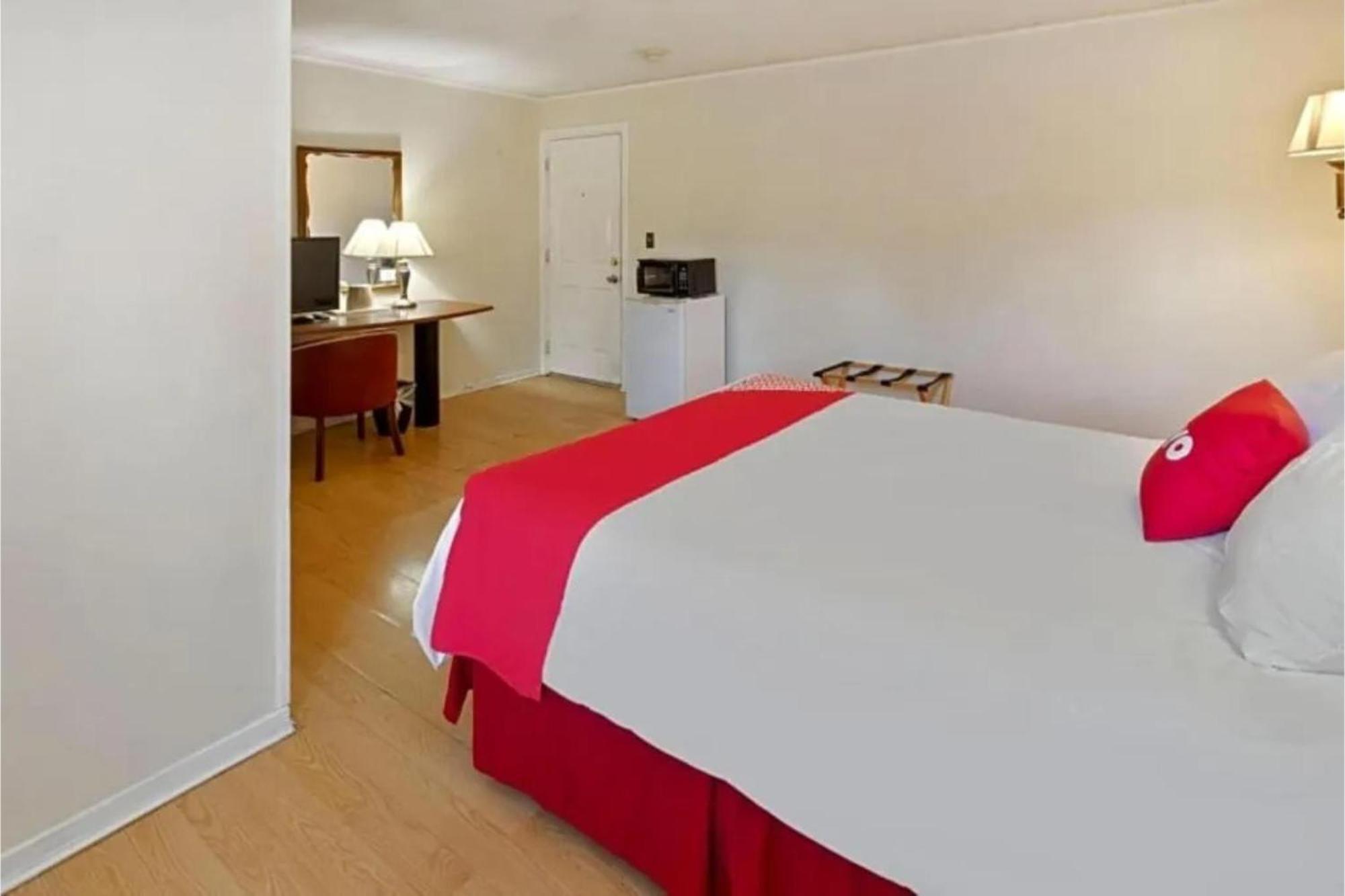Buena Vista Inn Motel Delhi Kültér fotó